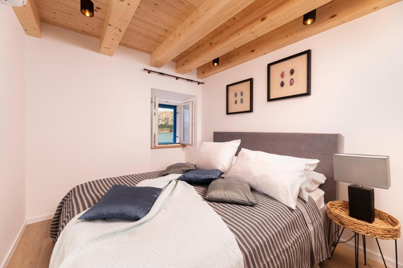 Little Beach House Baska  Bagian luar foto